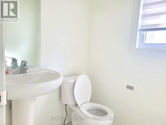 Photo du bâtiment - 171 Bur Oak Dr