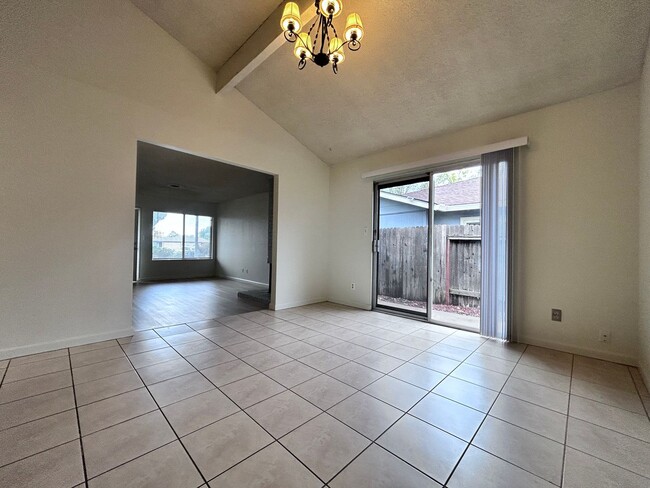 Foto del edificio - 10149-10151 Satow Drive