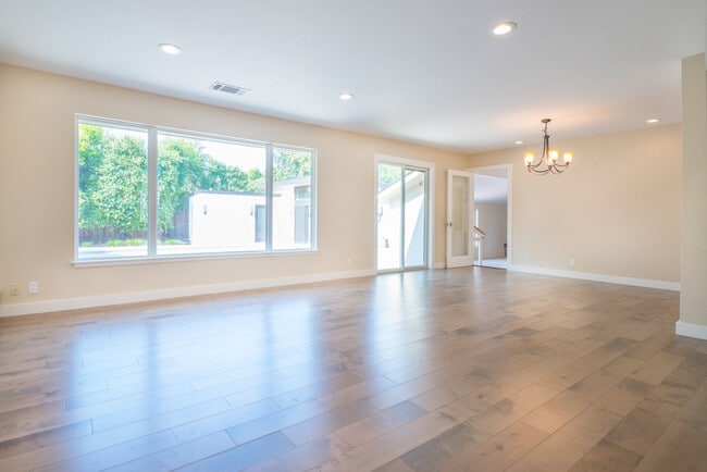 Building Photo - Fantastic Los Altos Home with A Brand New ...