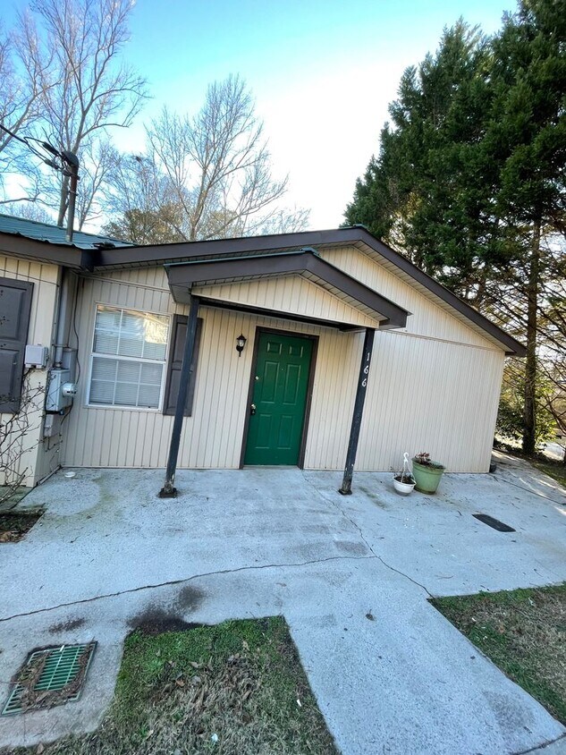 166 Cir, Carrollton, GA 30117 House Rental in Carrollton, GA