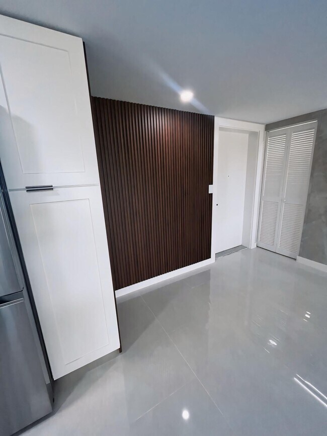 Foto del edificio - 1731 Presidential Way