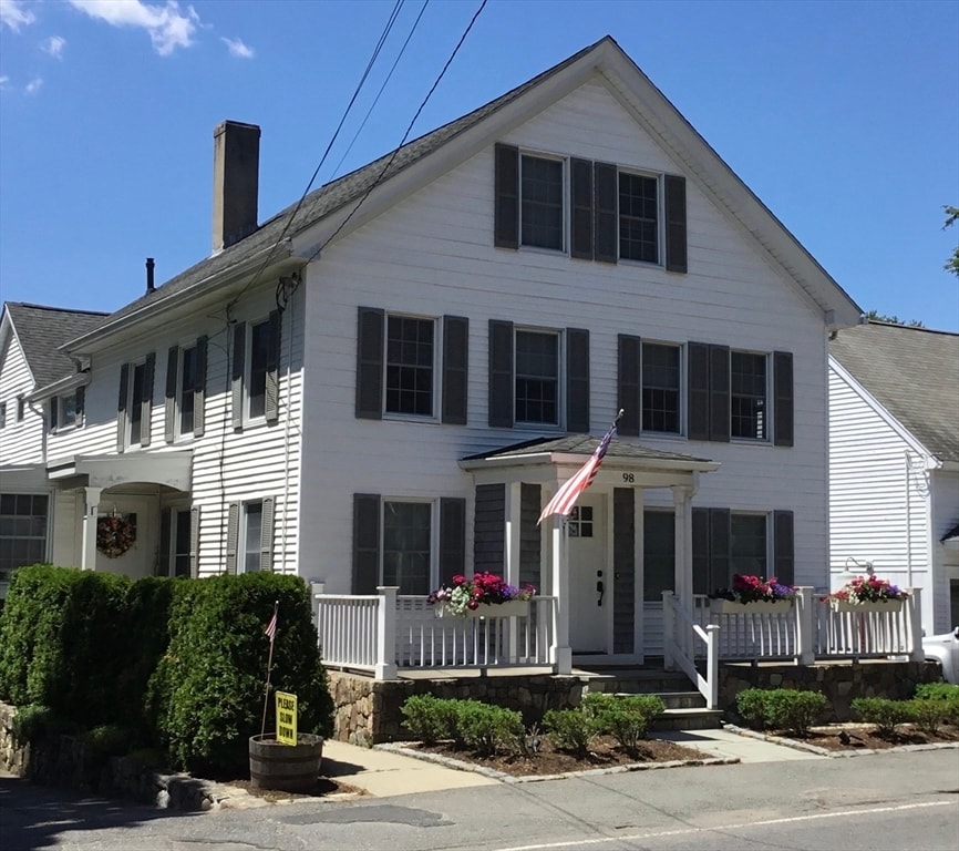 Primary Photo - 98 North St
