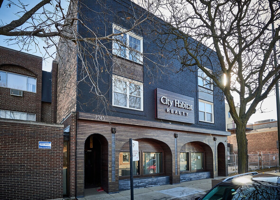 7243 N Western Ave Unit 3FS, Chicago, IL 60645 Condo for Rent in