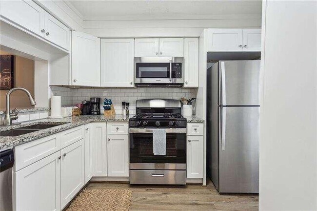 Foto del edificio - 3063 Revere Ct
