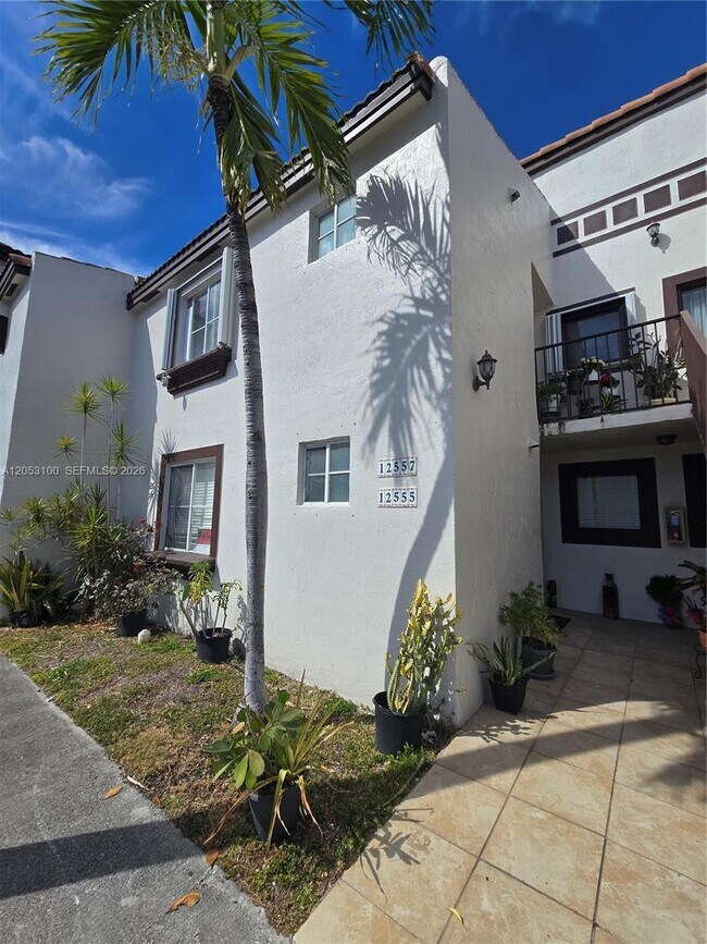 Building Photo - 12555 NW 11th Way