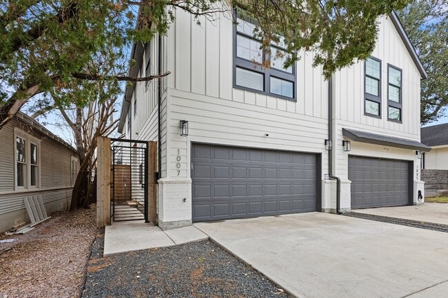 Building Photo - 1007 Mount Auburn Ave