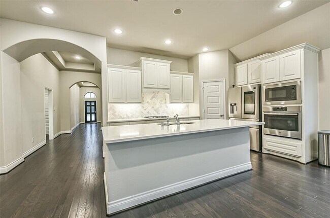 Foto del edificio - 24911 Mountclair Hollow Ln