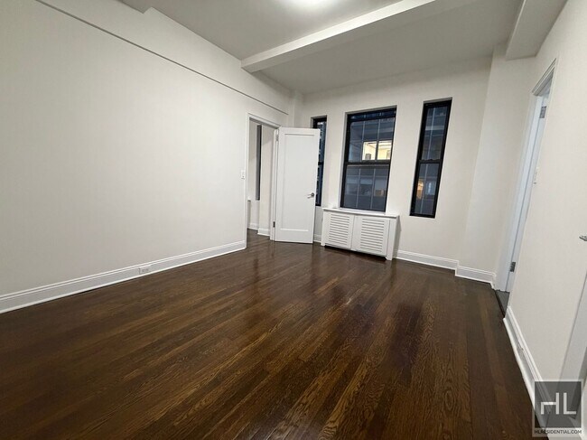 Building Photo - EAST 46 STREET