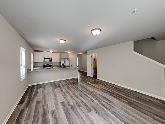 Foto del edificio - 1050 Wedgewood Ct NE