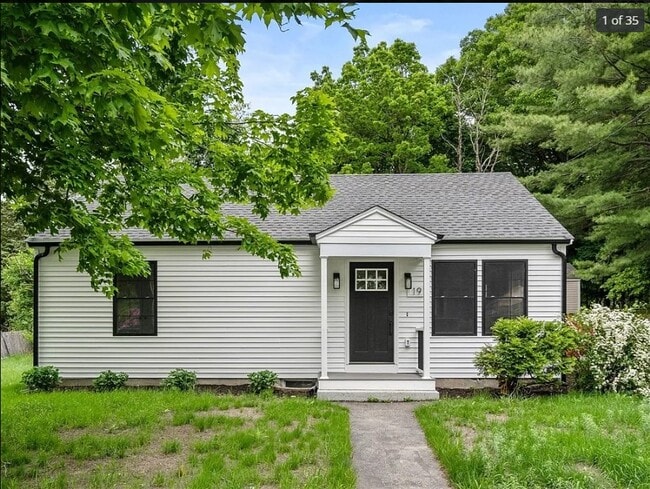Building Photo - 19 Whitehorse Rd