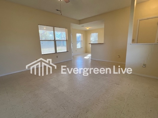 Foto del edificio - 121 Pembroke Ct