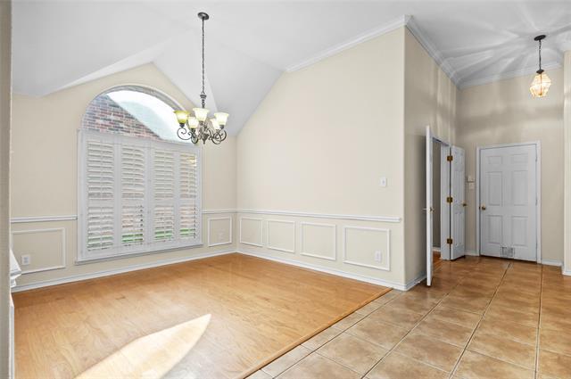 Foto del edificio - 8108 Twin Oaks Dr