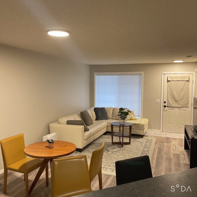 Foto del edificio - 8630 Quarry Ridge Ln