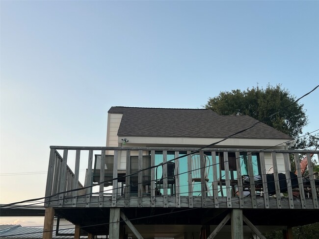 Foto del edificio - 8141 Glenbrook Dr