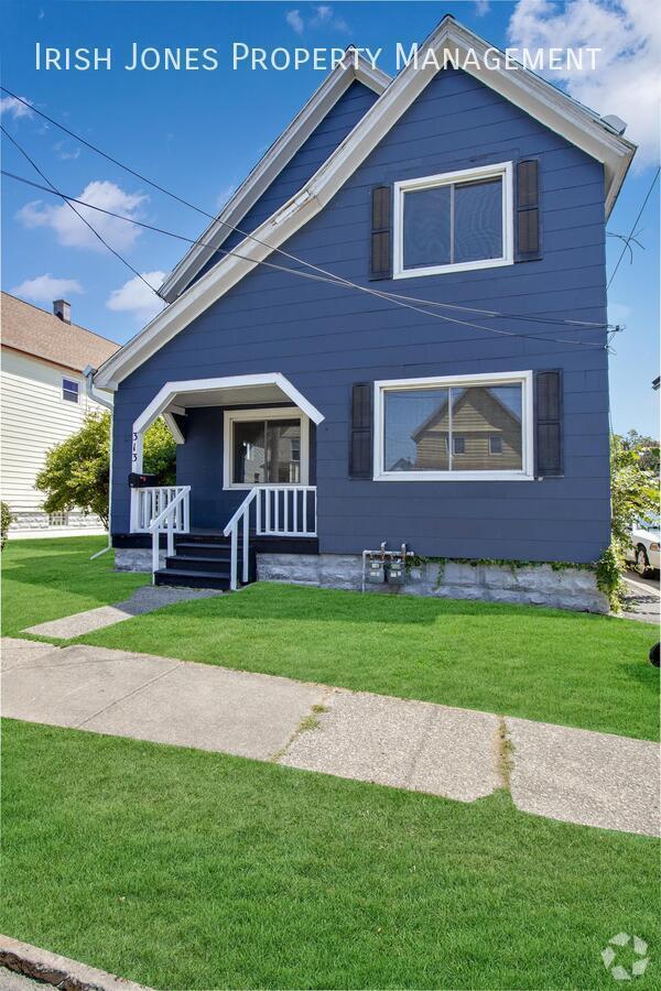 Building Photo - 313 Fenton St