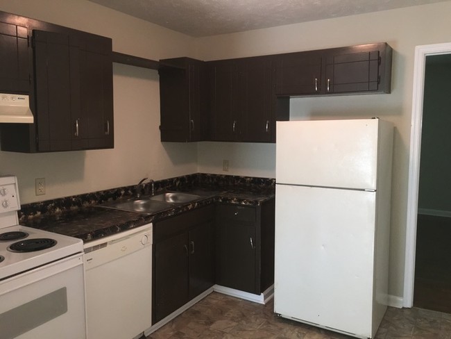 Foto del edificio - Harding Road & I-24 - 1 Bedroom 1-Bath