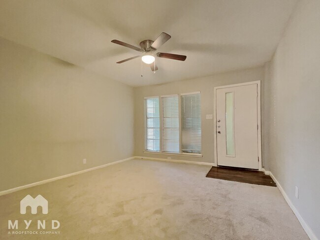 Foto del edificio - 1010 N Meadows Dr
