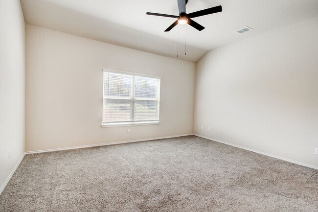 Building Photo - 15219 Selene View