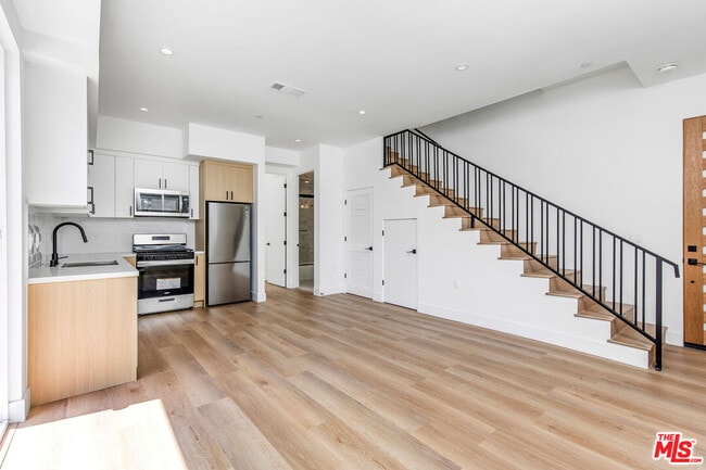 Foto del edificio - 11241 Morrison St