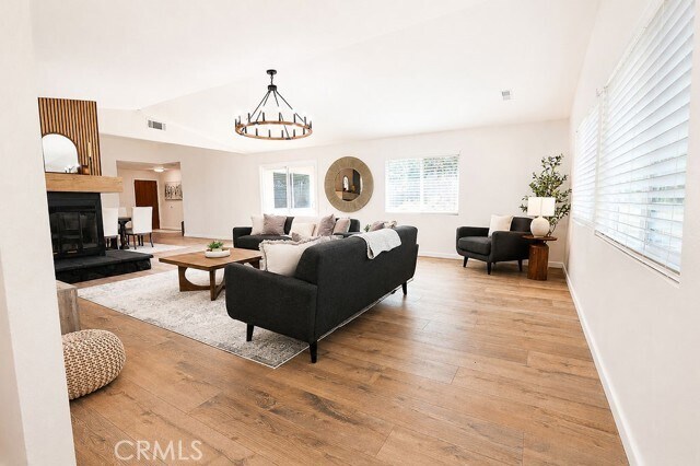 Foto del edificio - 1404 Highridge St