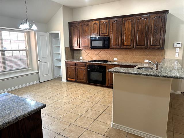 Foto del edificio - 4913 Lasso Ln