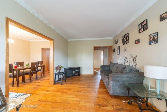 Foto del edificio - 403 S Harvey Ave