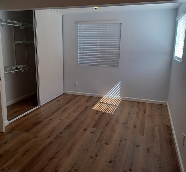 Large Bedroom - 751 Jewell Dr