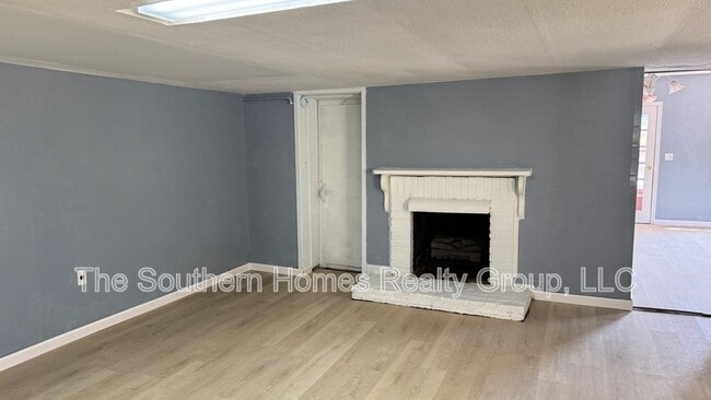 Foto del edificio - 405 N High St