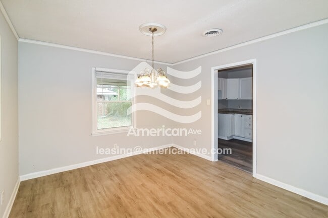 Building Photo - 616 Byrne Dr