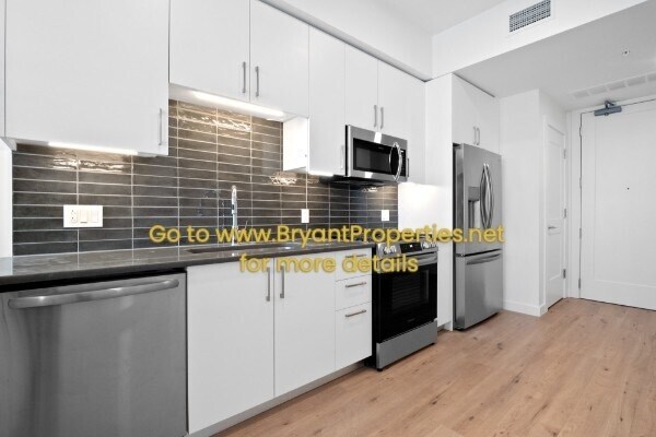 Building Photo - Nashville - New 1-Bedroom Condo - The Gulc...