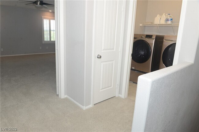 Foto del edificio - 2920 Tranquil Brook Ave