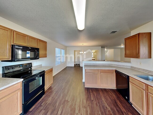 Building Photo - 6107 Plumbago Pl