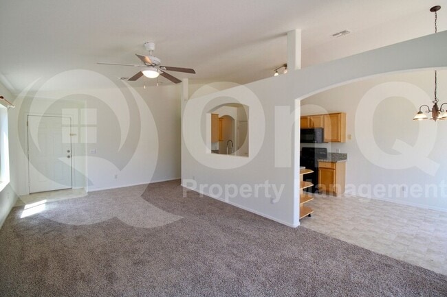 Building Photo - 7871 W Sacramento Hill Dr