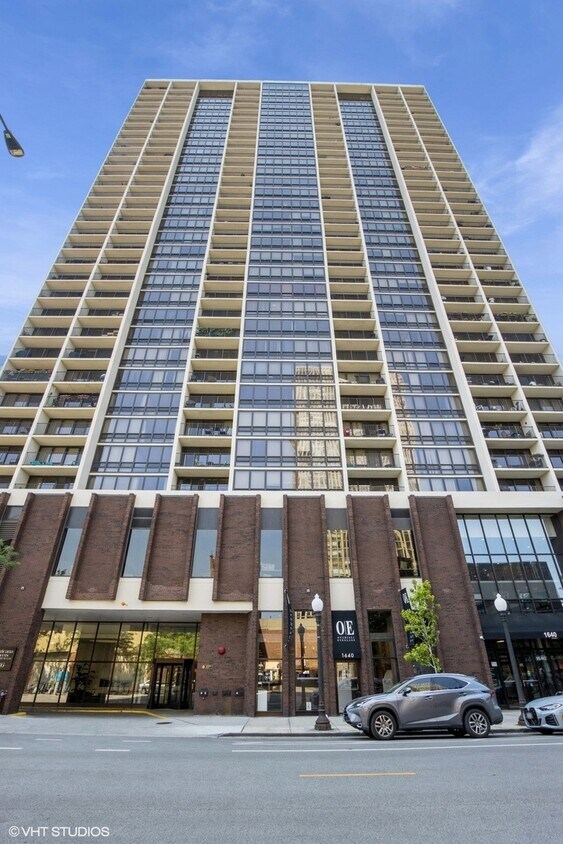 Foto principal - 1636 N Wells St
