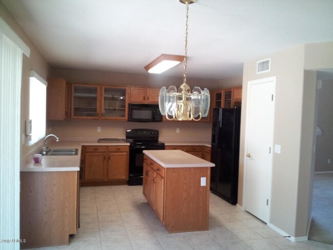Foto del edificio - 16266 N 160th Ave