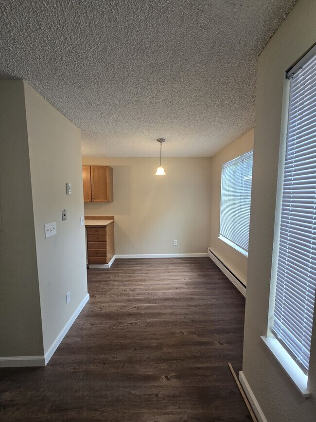 Foto del edificio - 9415 43rd St Ct W