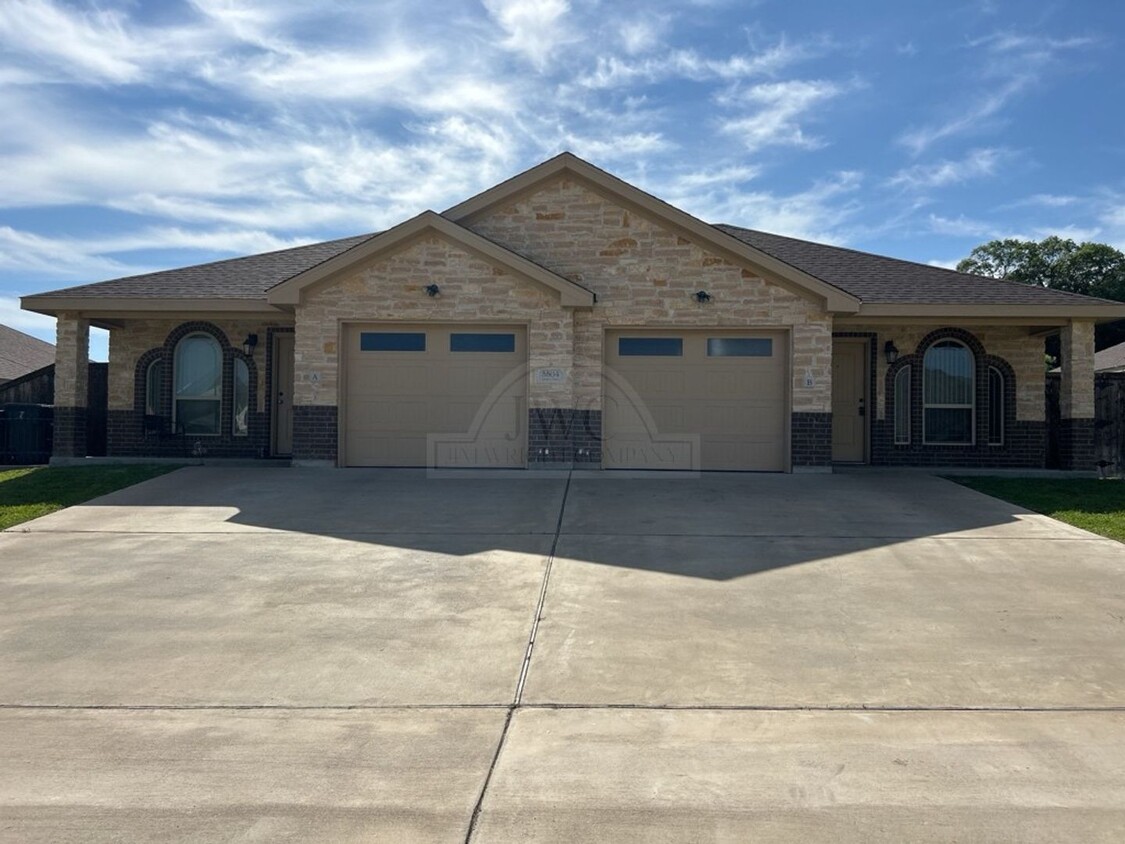 Foto principal - 5504 Settlers Court, Killeen