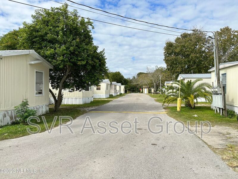 Foto principal - 950 Sidney St