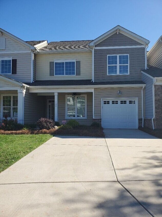 Foto principal - 2 Park View Drive