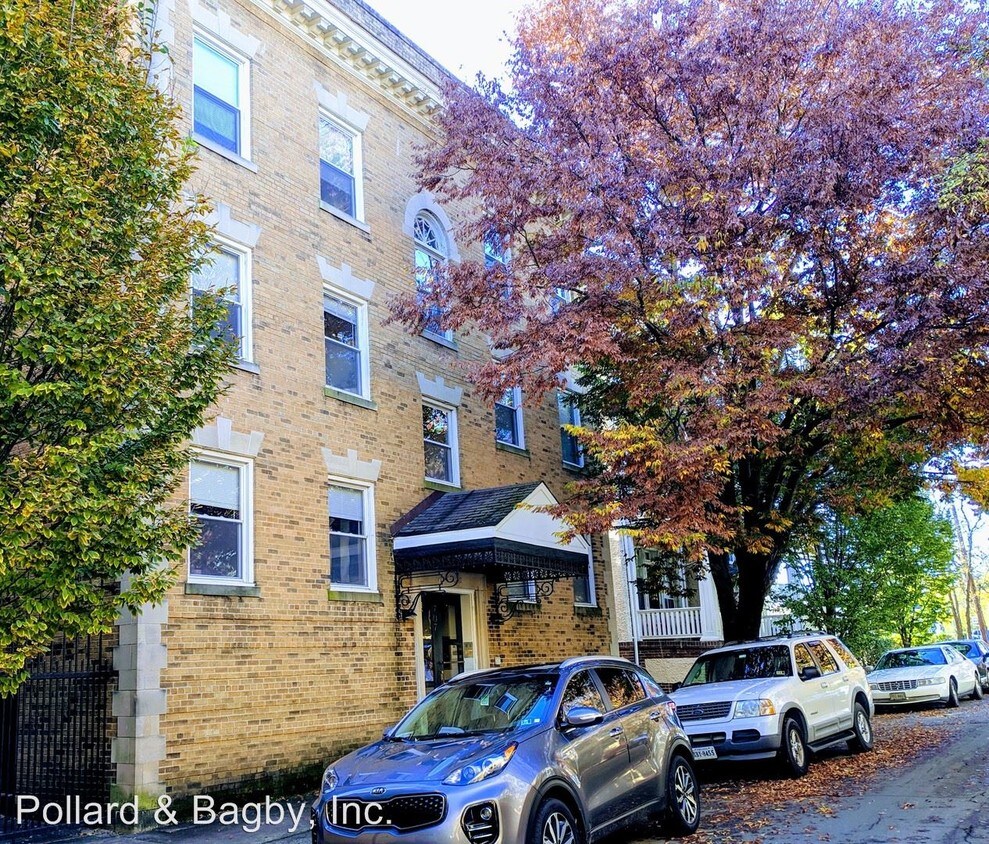 Primary Photo - 707 N Colonial Ave