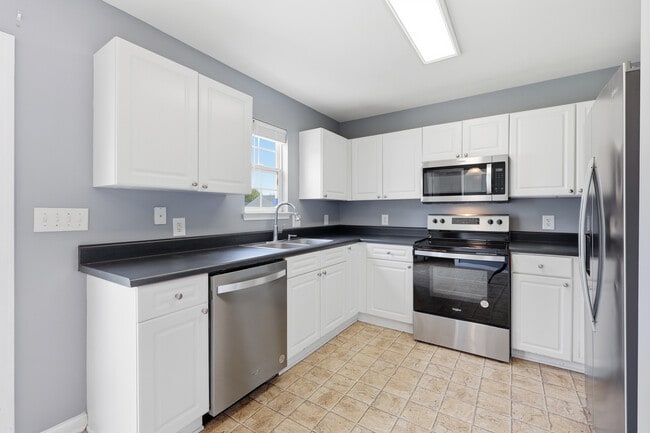 Foto del edificio - 3911 Hathaway Hills Dr