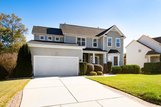 Building Photo - Beautiful 5 Bedroom Home in Dansforth Neig...