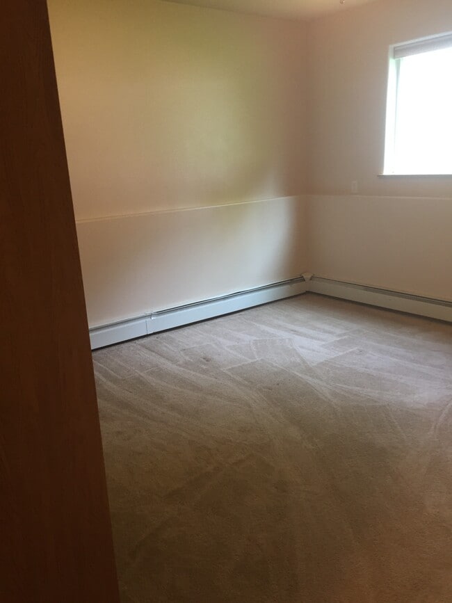 A bright space for an office, second bedroom, or guest room. - 4307 Cope Street