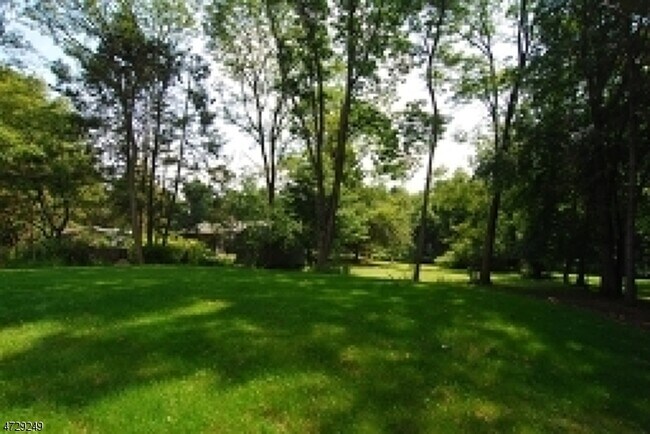 Building Photo - 52 Svea Rd