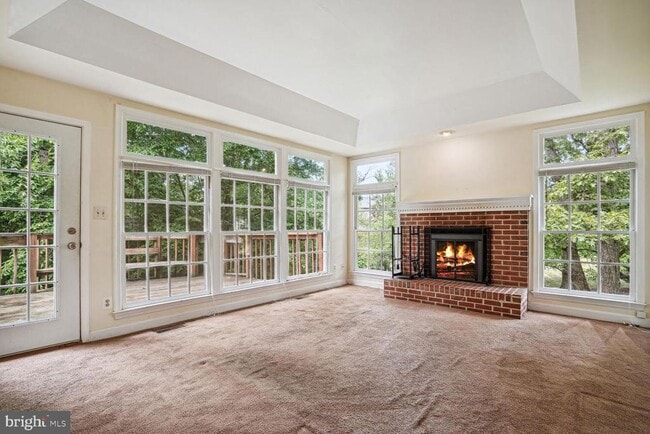 Foto del edificio - 18862 Crossroads Ct