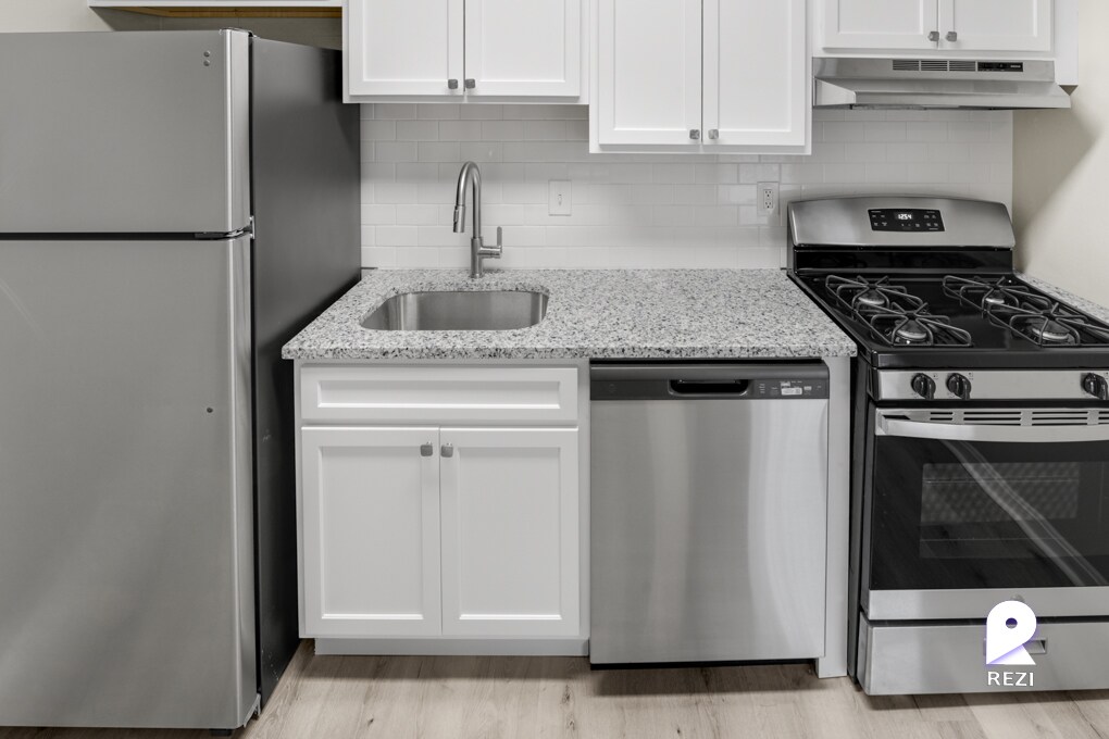 6433 HilMar Dr Unit 202, District Heights, MD 20747 Room for Rent in