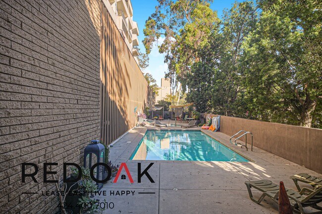 Foto del edificio - 3949 Los Feliz Blvd