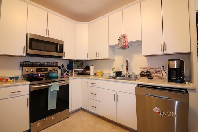 Foto del edificio - 122 Babcock St