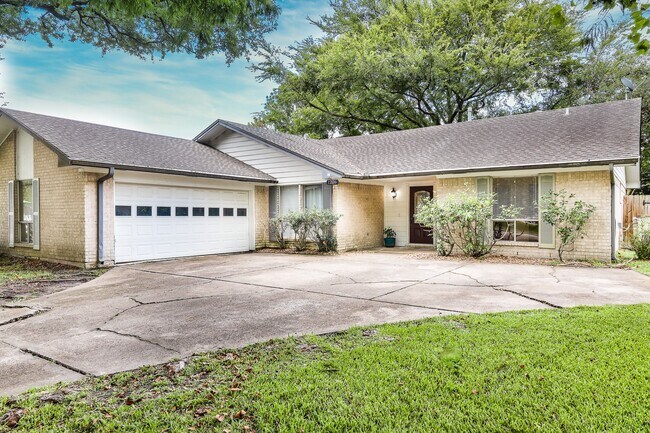 Foto del edificio - 1226 Ferndale Dr