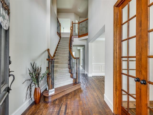 Foto del edificio - 832 Hidden Springs Ct